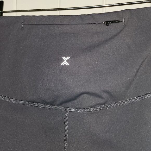 XERSION Workout Shorts in Black and Gray, Size Small - Picture 7 of 8